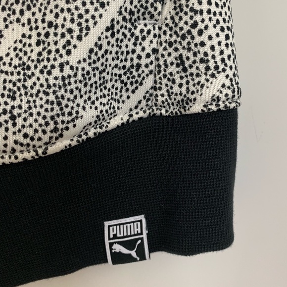 🐾PUMA Track Jacket🐾 - Picture 2 of 7